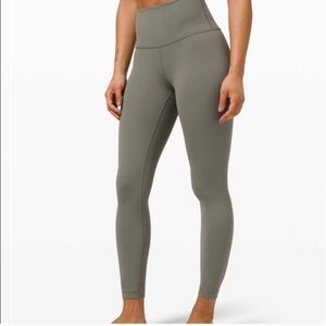 Lululemon Wunder Under legging 25”